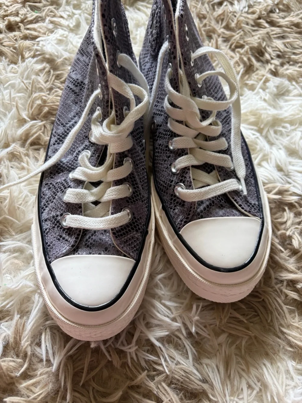 Converse Chuck 70 High 'Faux Snakeskin' in a Mauve Stone colorway size 8.5 - Picture 3 of 7
